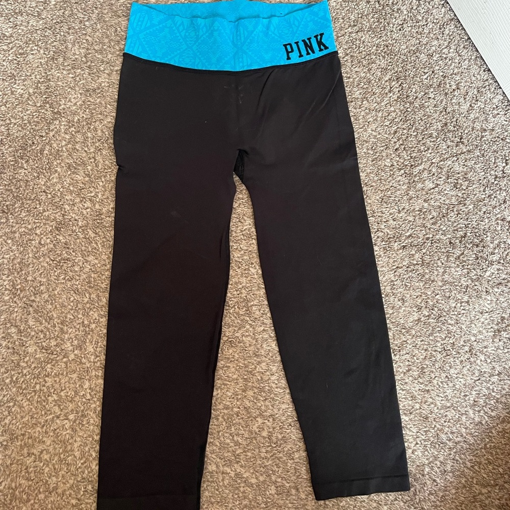 PINK crop Capri leggings